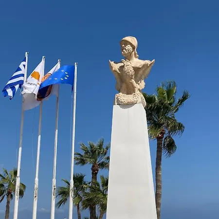 アパート Ithaki Phinikoudes No. 207 *