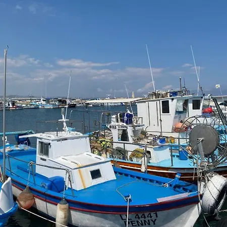 Apartman Ithaki Phinikoudes No. 207