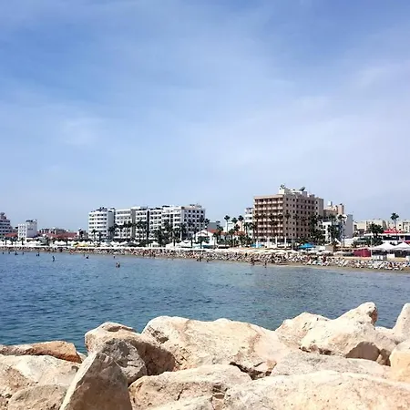 Ithaki Phinikoudes No. 207 Apartment Larnaca