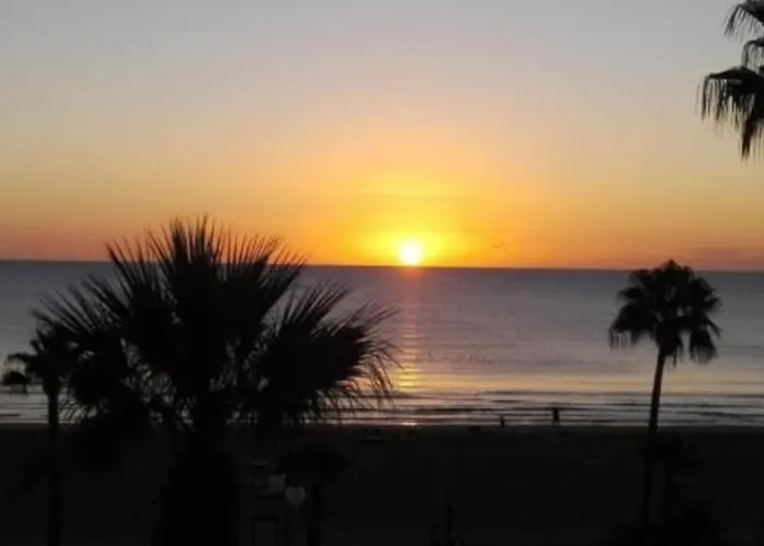 Apartment Ithaki Phinikoudes No. 207 *